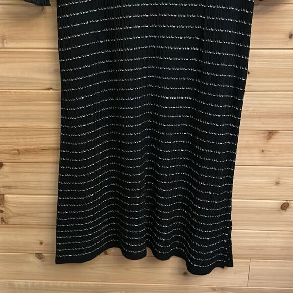 Misook Size Medium V Neck Striped Knit Knee Length Cocktail Dress LBD - Picture 9 of 12